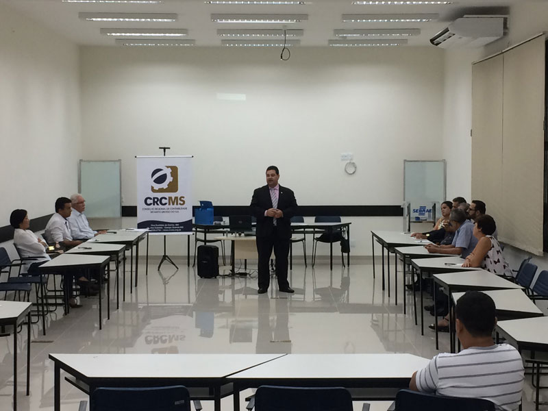 Três Lagoas Sediou Mesa Redonda e Palestra para os Profissionais