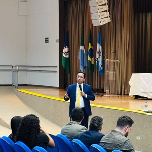 Conselheiro do CFC Profere Palestra no 5º Congresso de Contabilidade e SEMAD da UFMS Três Lagoas