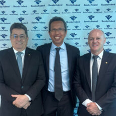 CRCMS realiza visita institucional à Receita Federal em Campo Grande